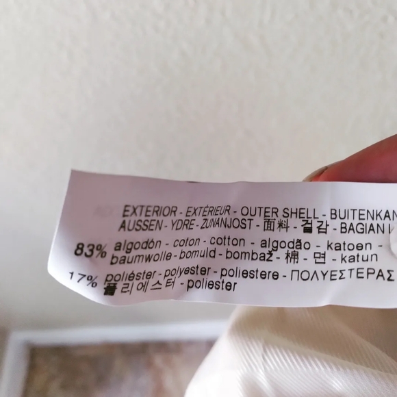 Zara Woman Frayed Edge Zip Front Ivory Tweed coat, size Small - Picture 7 of 10